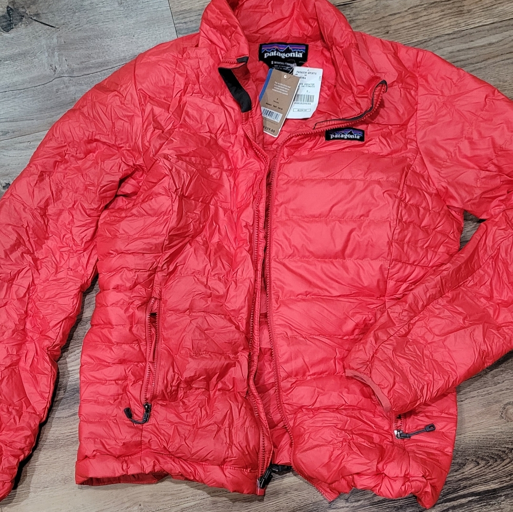 Patagonia Orange Puffer Coat Lightweight Quilted Design